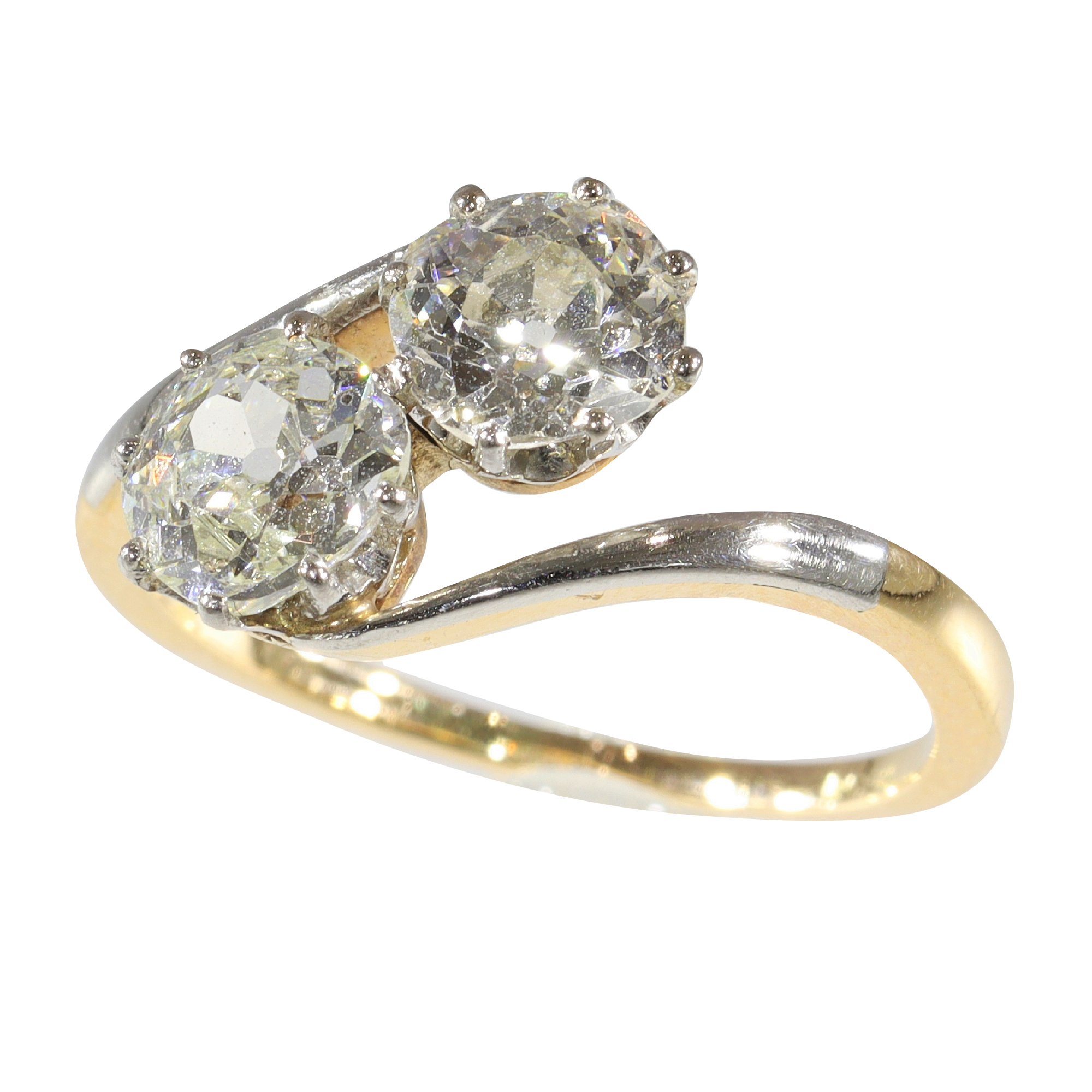 Legacy of Love: The Vintage 'Toi et Moi' Engagement Ring